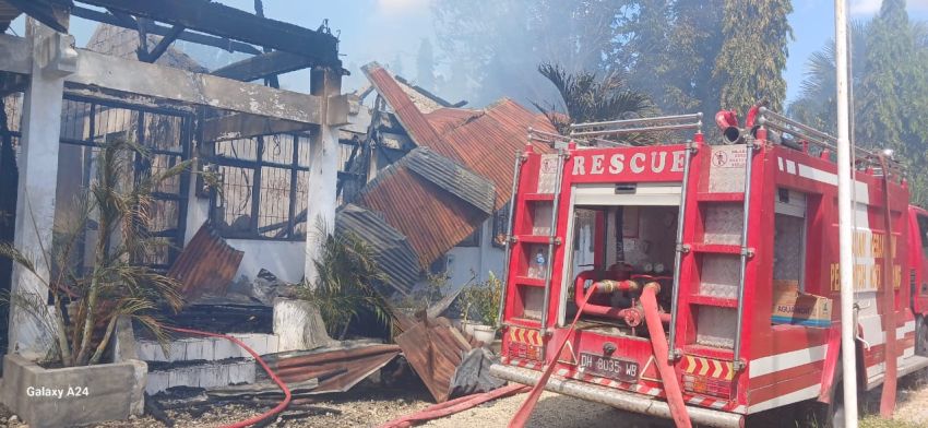 Gedung UPT Perbenihan Dinas Pertanian NTT Terbakar, Sejumlah Alsintan Ikut Terbakar