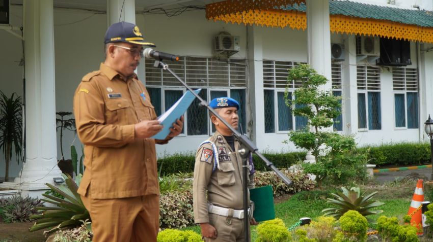 Asisten Administrasi Umum Musti Pimpin Apel Gabungan Pemkab Langkat 