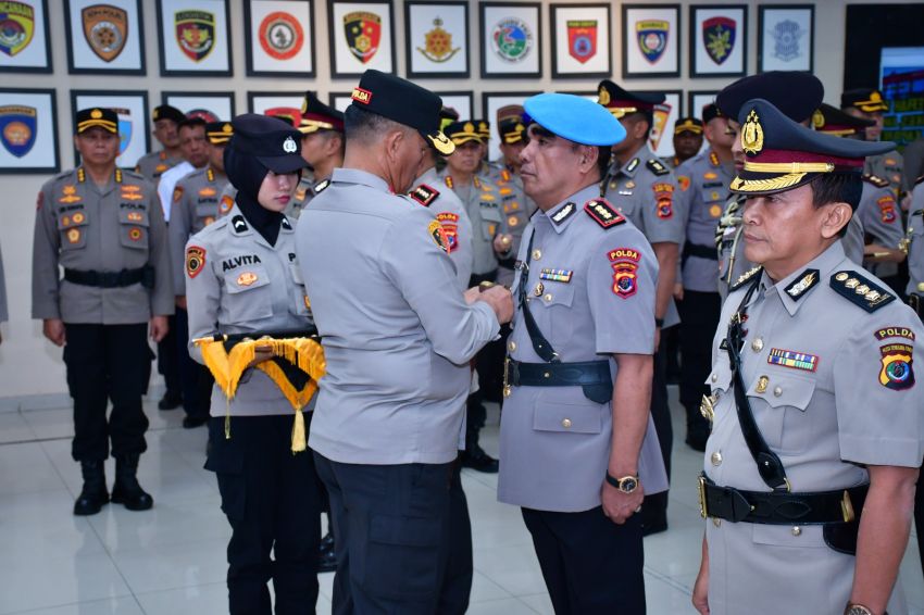 Lantik PJU dan Tujuh Kapolres Jajaran, Kapolda NTT Minta Pejabat Lakukan Hal Terbaik Bagi Masyarakat