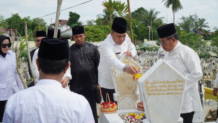 Milad ke 53 MABMI, Pj Bupati Langkat Faisal Hasrimy Ziarah ke Makam Sultan Langkat dan Pendiri MABMI