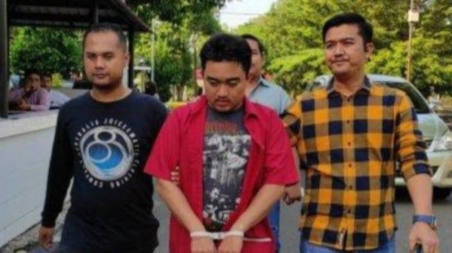 Hakim PN Lubuk Pakam Vonis Bebas Terdakwa Penjual Ginjal