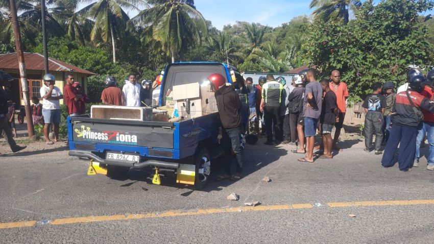 Tabrak Pick Up, Pengendara Sepeda Motor di Maumere Tewas Saat Dilarikan ke Rumah Sakit