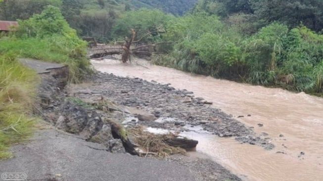 Banjir Terjang Gayo Lues, Tiga Ruas Jalan dan Jembatan di Aceh Putus Total