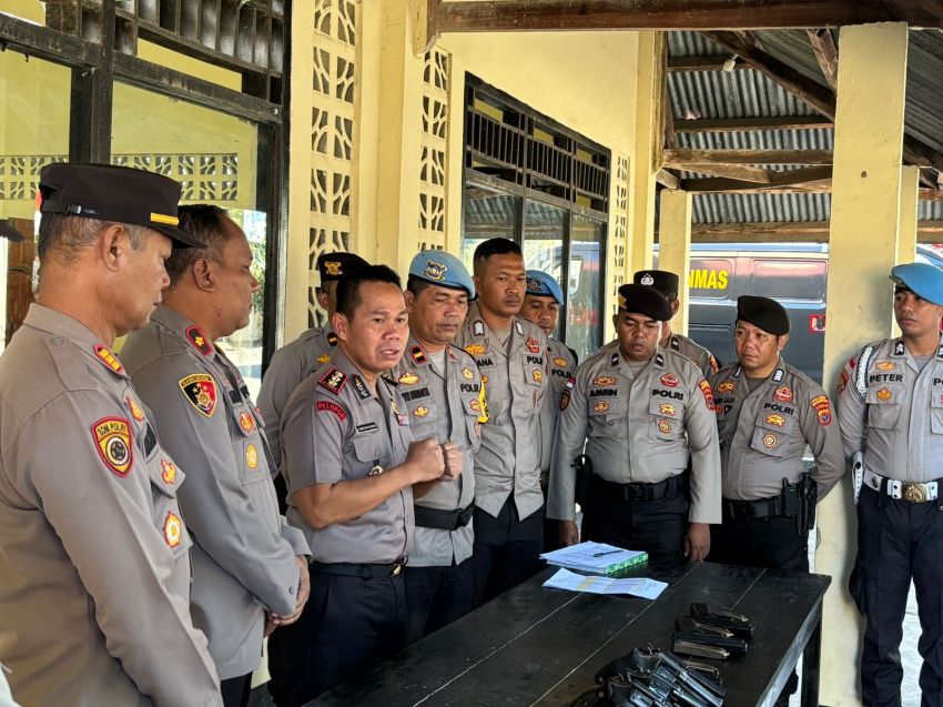 Kapolres Manggarai Barat Cek Langsung Kepemilikan Senpi Anggota