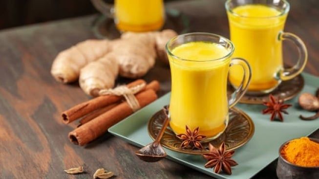 5 Resep Jamu Darah Tinggi: Dari Empon-empon Hingga Wedang Uwuh Pedas