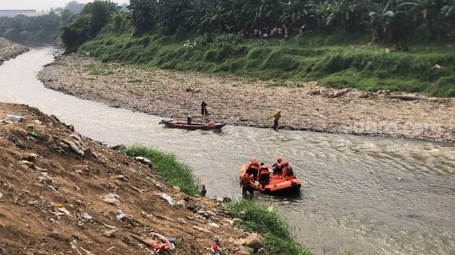 Geger! 7 Mayat Ditemukan di Kali Bekasi, Sempat Dikira Boneka