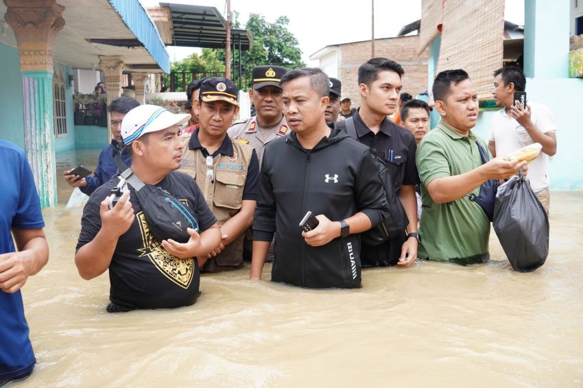 Pj Walikota Cepat Tanggap Tangani Banjir Yang Tak Kunjung Surut, Moettaqien: Jangan Sampai Ada Korban Banjir Yang Kelaparan