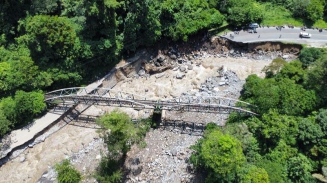 Waspada! 4 Sungai di Sumbar Dipasangi Peringatan Dini Banjir Lahar Dingin