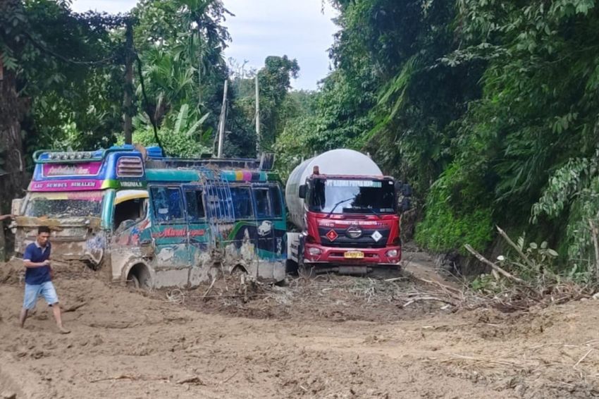 Jalur Medan-Berastagi Masih Ditutup akibat Longsor, Korban Jiwa Terus Bertambah