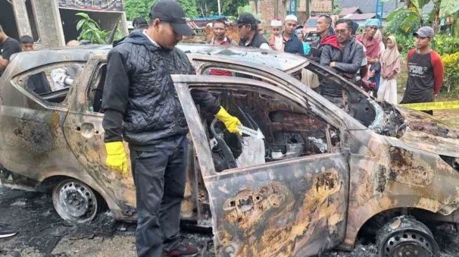 Mobil Timses Calon Bupati Aceh Timur Dibakar OTK, Polisi Buru Pelaku