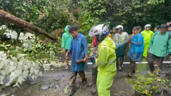 Longsor di Sibolangit, Jalur Medan-Berastagi Lumpuh, 3 Orang Meninggal