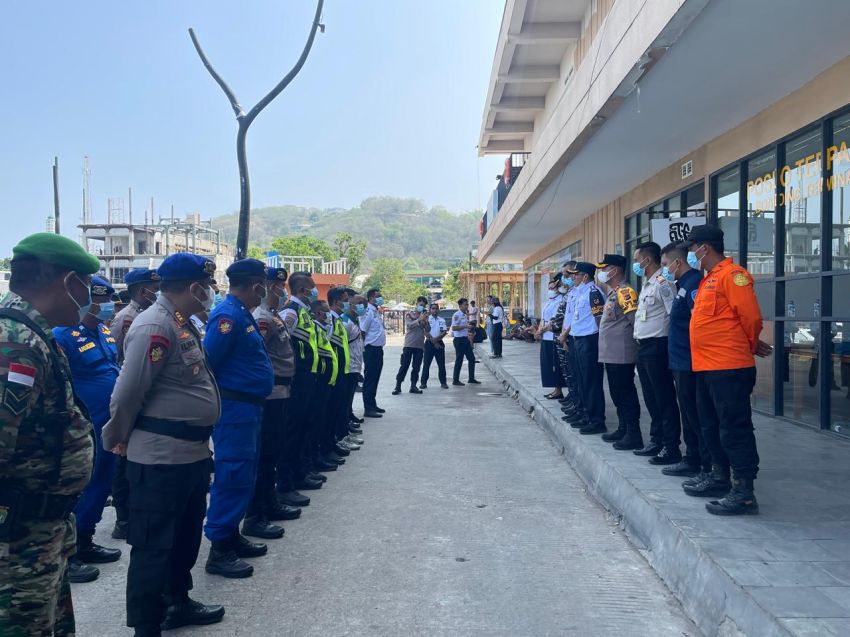 Polres Manggarai Barat Tingkatkan Pengamanan Dua Pelabuhan Utama Labuan Bajo Pasca Erupsi Gunung Api