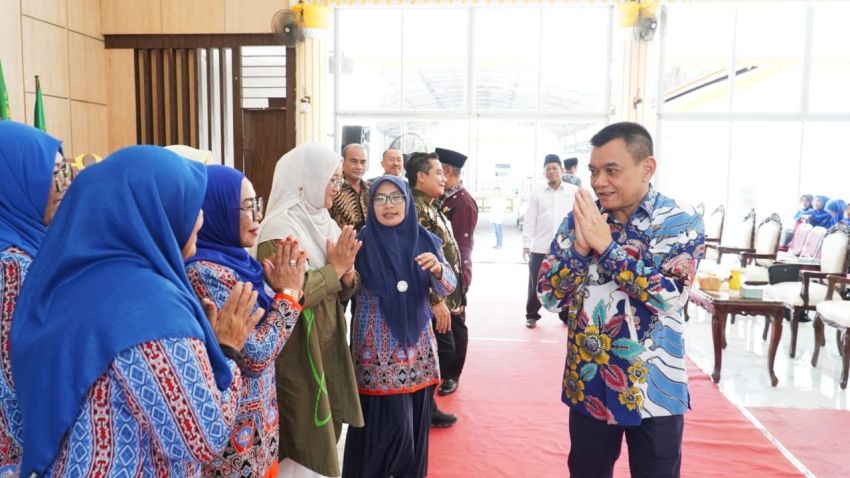 Pj. Bupati Langkat Dorong Guru Jadi Pemimpin Inspiratif di Seminar Hari Guru ke - 79