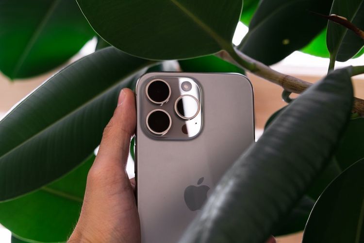 Mudah! Cara Bikin Kamera iPhone 15 Jadi Jernih dan Tak Kabur atau Burik, Cukup Lakukan Ini Sendiri