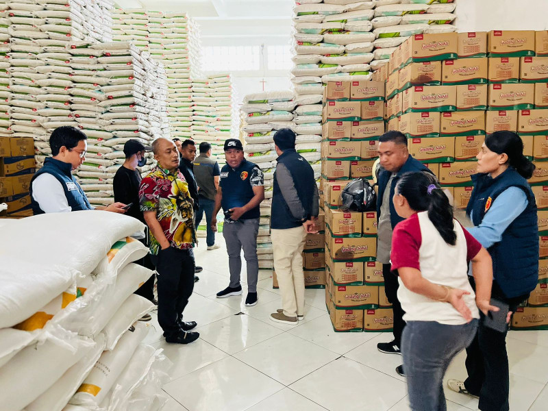 Di Kota Kupang, Polda NTT Temukan Distributor Jual Beras Diatas HET dan Berikan Teguran