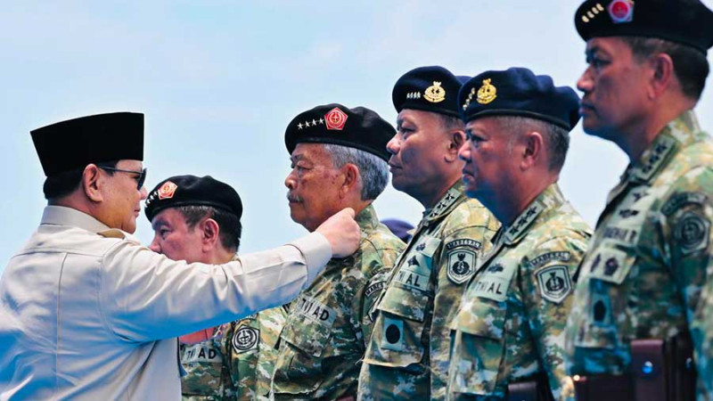 Prabowo Anugerahkan Kenaikan Pangkat Istimewa untuk 11 Purnawirawan TNI, Ada Mantan Pangdam hingga Kolonel