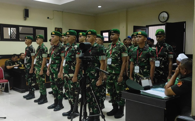 17 Prajurit TNI Terdakwa Kematian Prada Lucky Namo Dituntut Hukuman Tambahan Dipecat