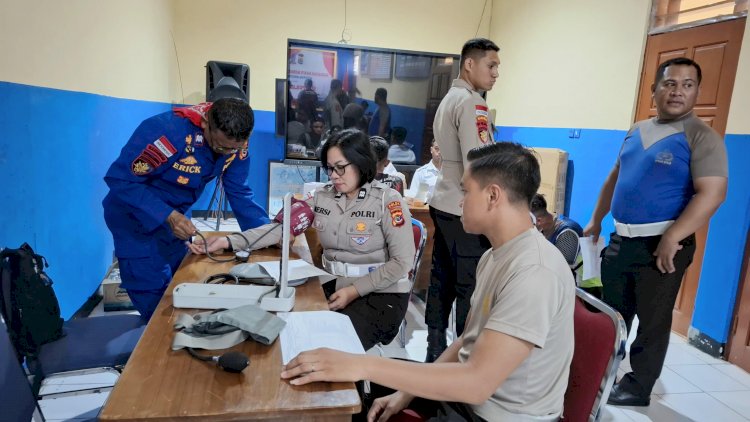 Gelar Donor Darah, Ditpolairud Polda NTT Sumbang 60 Kantong Darah
