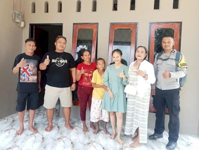 Difasilitasi Bhabinkamtibmas di Rote Ndao, Ayah Dan Anak Terpisah 17 Tahun Bisa Bertemu