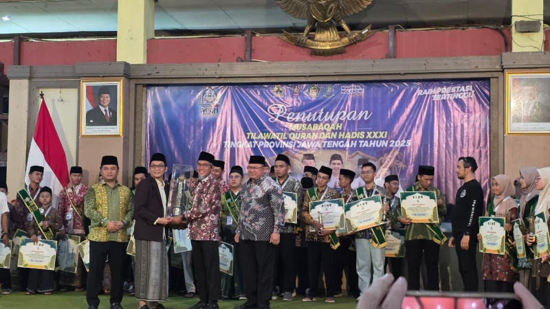 Kota Semarang Juara Umum MTQH XXXI Tingkat Provinsi Jawa Tengah 2025 di Tegal