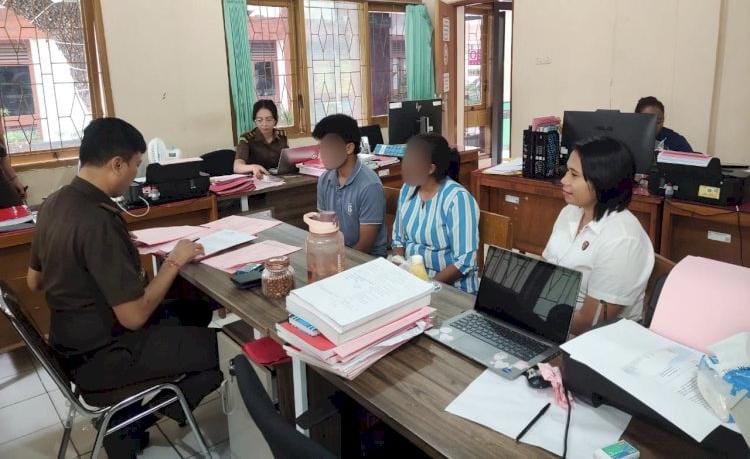 Tersangka Kasus Persetubuhan Anak Dibawah Umur Dilimpahkan Polresta Kupang Kota ke JPU