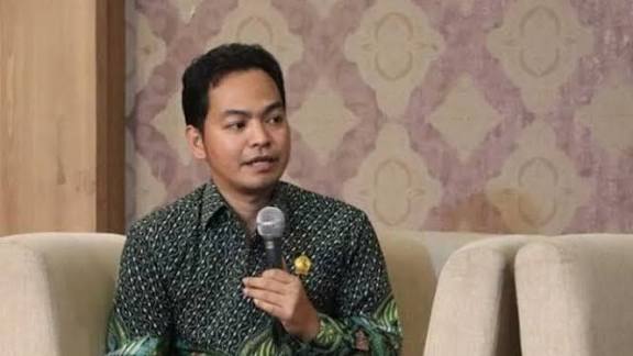 Program SPELING Antarkan Pemprov Jateng Raih Penghargaan Layanan Kesehatan Terbaik, Anggota DPRD Jateng Abdul Hamid Minta Fokus Peningkatan Kualitas d