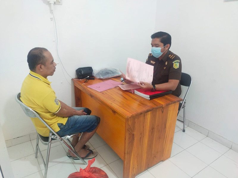 Berkas P21, Tersangka dan Barang Bukti Persetubuhan Anak Dibawah Umur Dilimpahkan Polres TTS Ke Kejaksaan