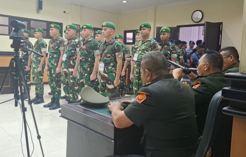 Tuntutan Belum Siap, Sidang Kematian Prada Lucky Namo Untuk 17 Terdakwa Ditunda Pekan Depan