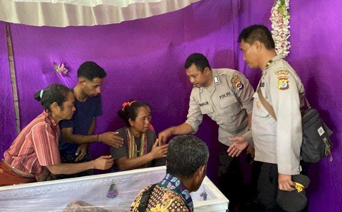 Sempat Tolak Pengawalan Polisi, Jenazah Korban Pengeroyokan di Kalibata-Jakarta Dikawal Hingga ke Rumah Duka