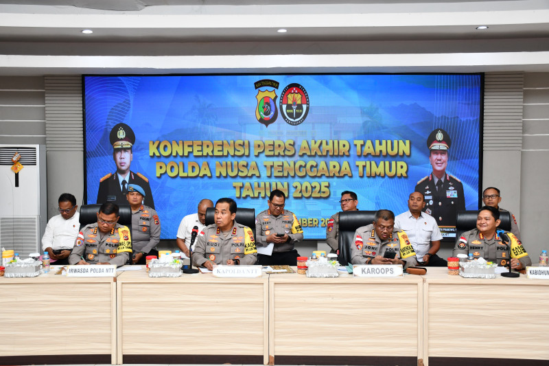 Puluhan Kasus Selama Tahun 2025 Libatkan Polisi di NTT, Kapolda Janji Tindak Tegas