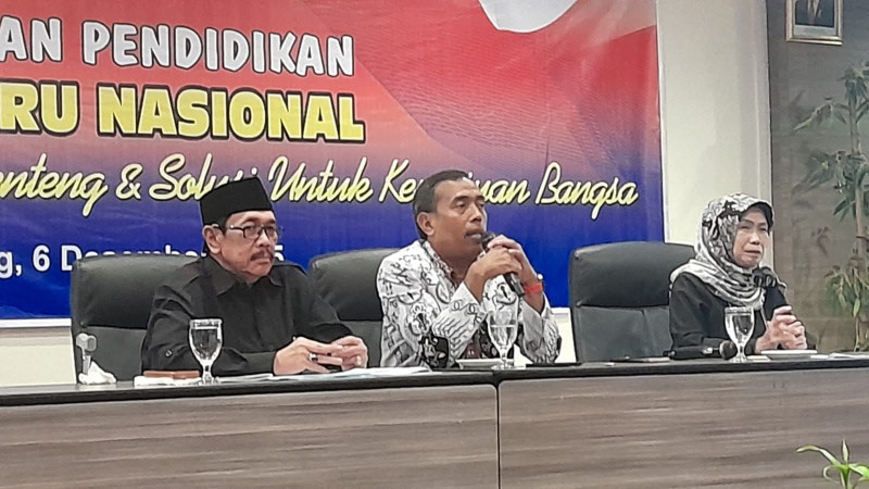 Guru Diminta Manfaatkan Teknologi Digital untuk Mendukung Pembelajaran