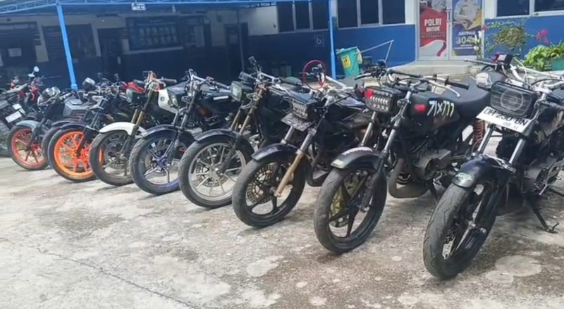 Belasan Sepeda Motor Knalpot Racing Diamankan Polisi Jelang Perayaan Natal di Kota Kupang