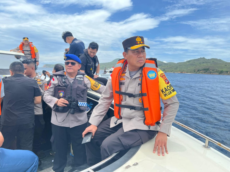 Kapolda NTT Pimpin Pencarian WNA Spanyol Korban Kapal Tenggelam di Labuan Bajo