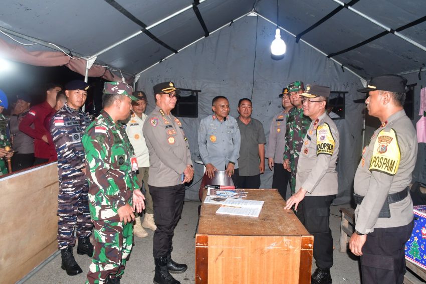 Wakapolda-Forkopimda NTT Patroli pantau Pergantian Tahun di Kupang