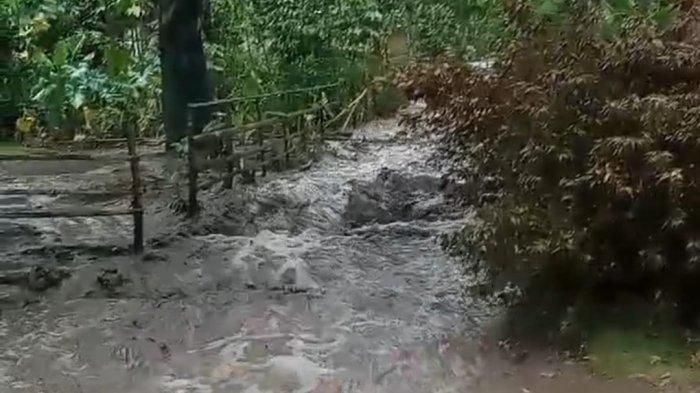 Warga Tujuh Desa Diminta Waspadai Banjir Lahar Dingin Pasca Semburan Gunung Lewotobi Laki-laki