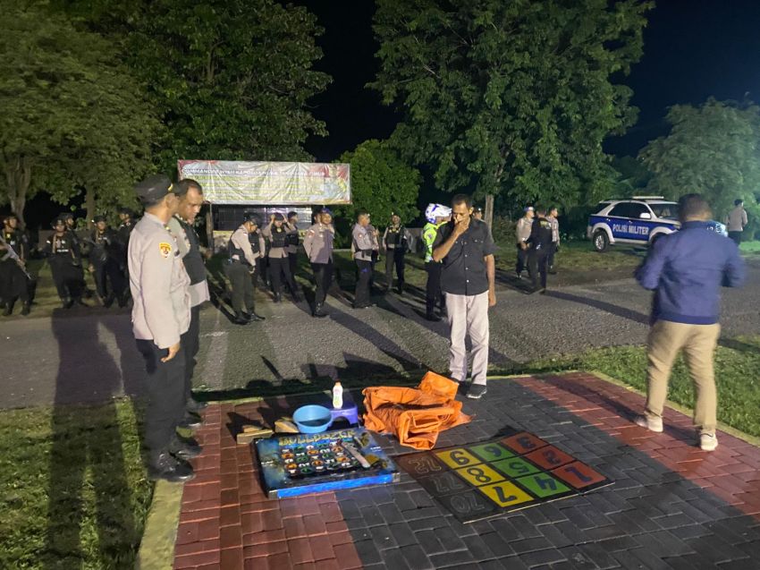 Polres Ende Tertibkan Judi Bola Guling