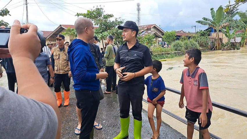 Pj Wali Kota dan Wali Kota Tebingtinggi Terpilih Tinjau Warga Terdampak Banjir