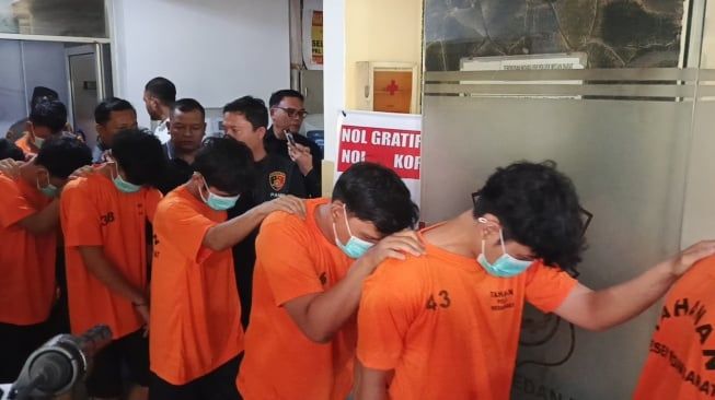 9 dari 31 Pemuda yang Serang-Jarah Warung Kelontong di Medan Ditangkap, Kapolrestabes: Bukan Geng Motor