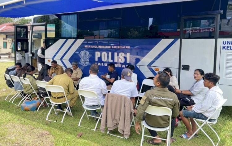 Tiga Hari Buka Layanan Pengurusan SIM di Polsek Katikutana, Warga Sumba Tengah Antusias Urus SIM