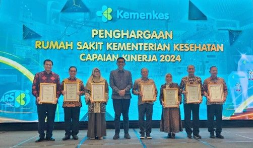 RS Adam Malik Raih 4 Penghargaan dari Kemenkes RI untuk Kinerja 2024