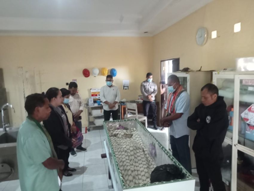 Lima Hari Disimpan dalam Freezer RSB Kupang, Jenazah ODGJ di Kupang Dimakamkan Dinsos Kota Kupang