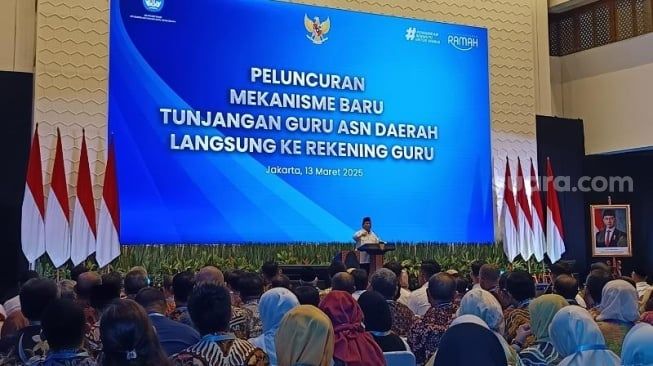 Cek Rekening! Prabowo Resmikan Penyaluran Tunjangan Langsung untuk Guru ASN Daerah!