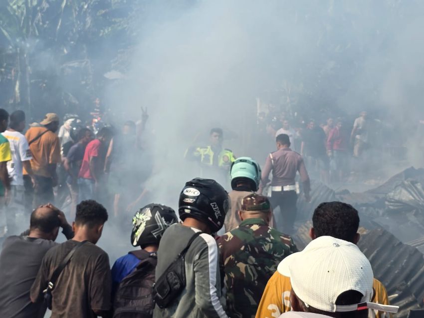 Tiga Jenazah Korban Kebakaran di Kabupaten Alor Dimakamkan