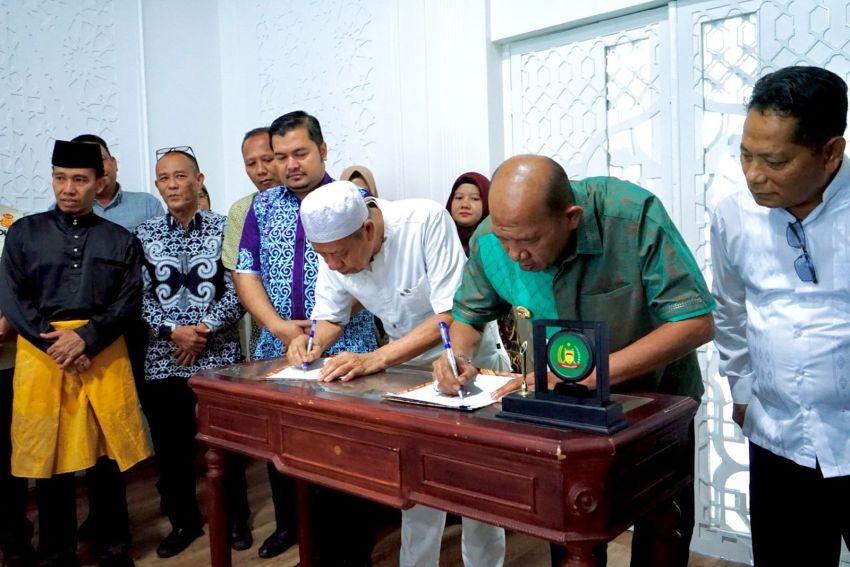 Bupati Langkat Teken MoU dengan UNIPAL: Dorong Pendidikan dan SDM Unggul