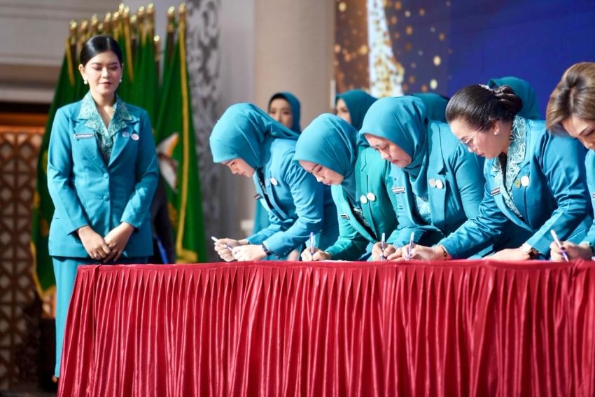 Ketua TP PKK Langkat Endang Kurniasih Dilantik Kahiyang Ayu, Siap Kolaborasi untuk Kesejahteraan Masyarakat