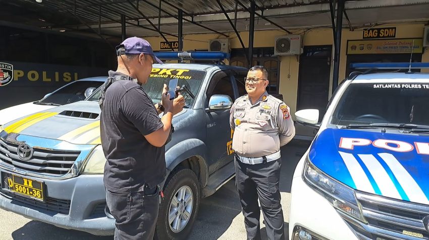 Viral! Polisi Ditabrak Pemotor Saat Razia di Tebingtinggi