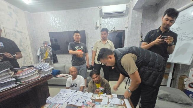 Polisi Bongkar Sindikat Pemalsuan SIM di Medan, Dua Pelaku Ditangkap