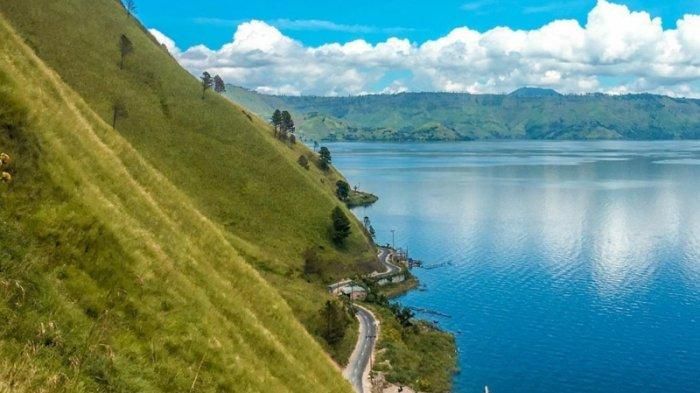 Inilah 10 Jalan Terindah di Indonesia, Instagramable dan Penuh Pesona Alam No 1 Ada di Provinsi NTT!