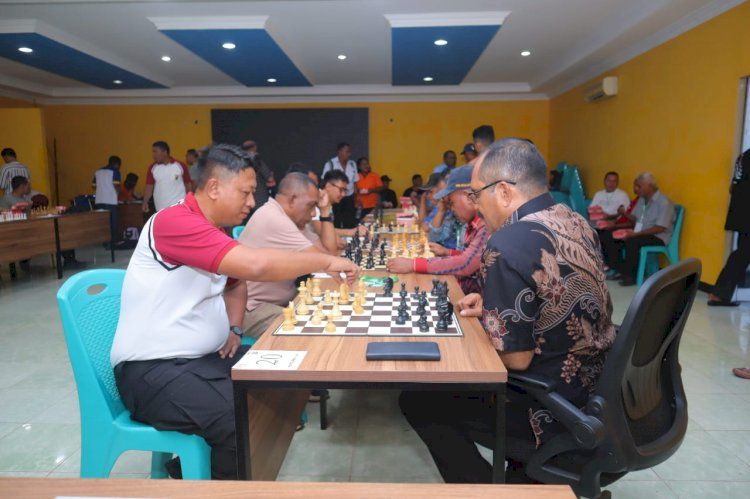 Bupati Alor Apresiasi Turnamen Catur Polres Alor