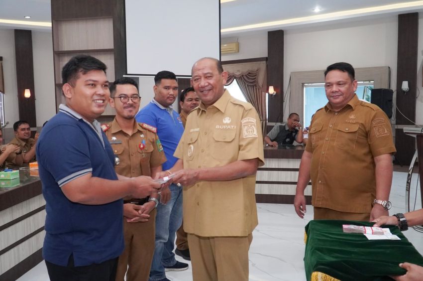 Syah Afandin Kucurkan Dana Pembinaan Jelang PORKAB: Dorong Kebangkitan Olahraga Daerah